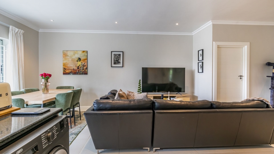 To Let 3 Bedroom Property for Rent in Bishopscourt Western Cape